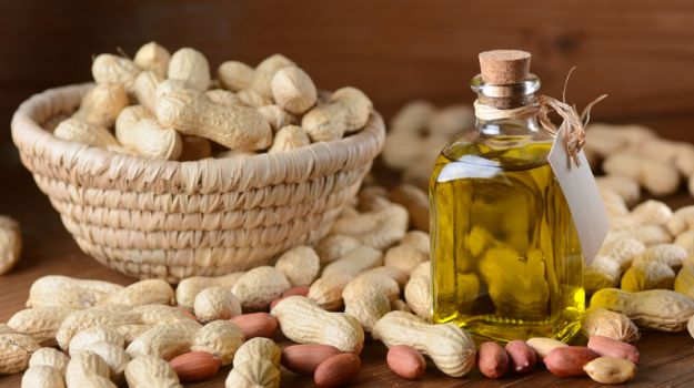 Groundnut oil, Packaging Type : Hygienically Packed In Bottles