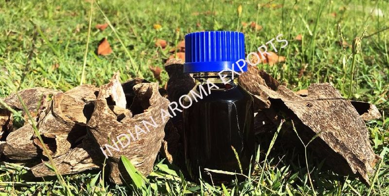 Natural Agarwood Essential Oil: 100% Natural; No Alcohol; No blend