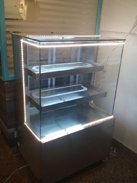Curved Glass Door Cake Sweet Showcase Chillers from China manufacturer -  Meibca
