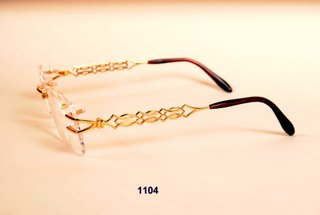 18ct Gold eyewear