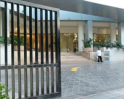 Polished Brass Stainless Steel Sliding Gate, for Outside The House, Parking Area, Style : Modern