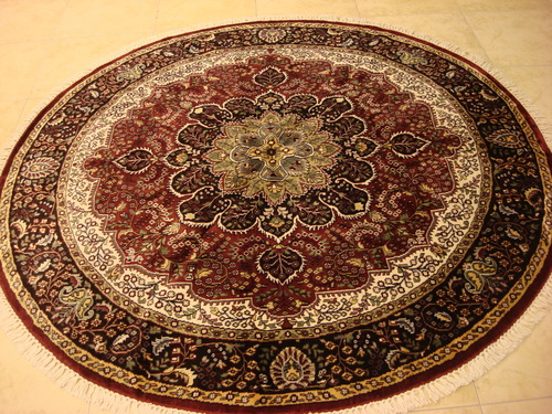 kashmiri carpets for living room