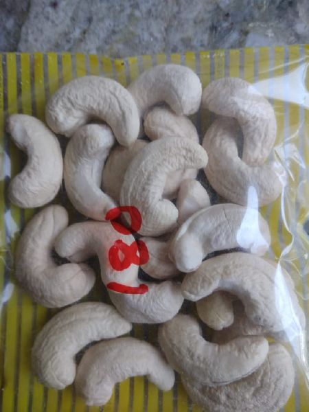 180 White Whole Cashew Nuts, for Food, Snacks, Sweets, Packaging Type : Packed In Plastic Bags