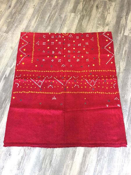 Retailer of Shawls from Kutch, Gujarat by Genesis Handloom