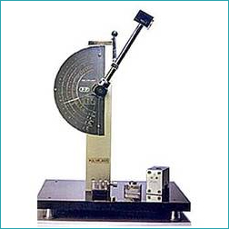 Izod Impact Tester, for Industrial, Laboratory, Specialities : Quality Checked, Dimensional Accuracy