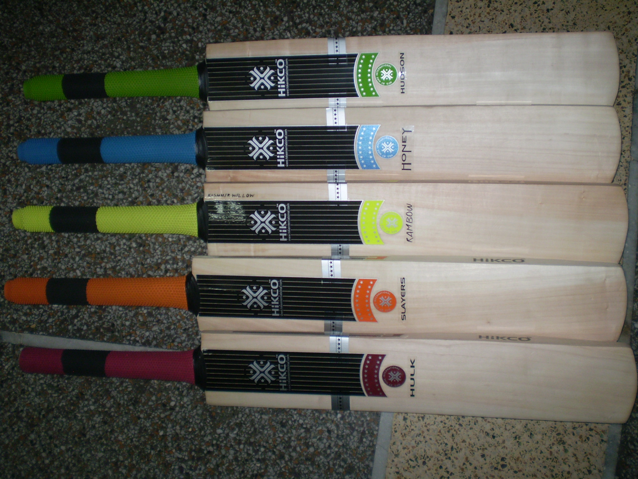 Cricket bat-014