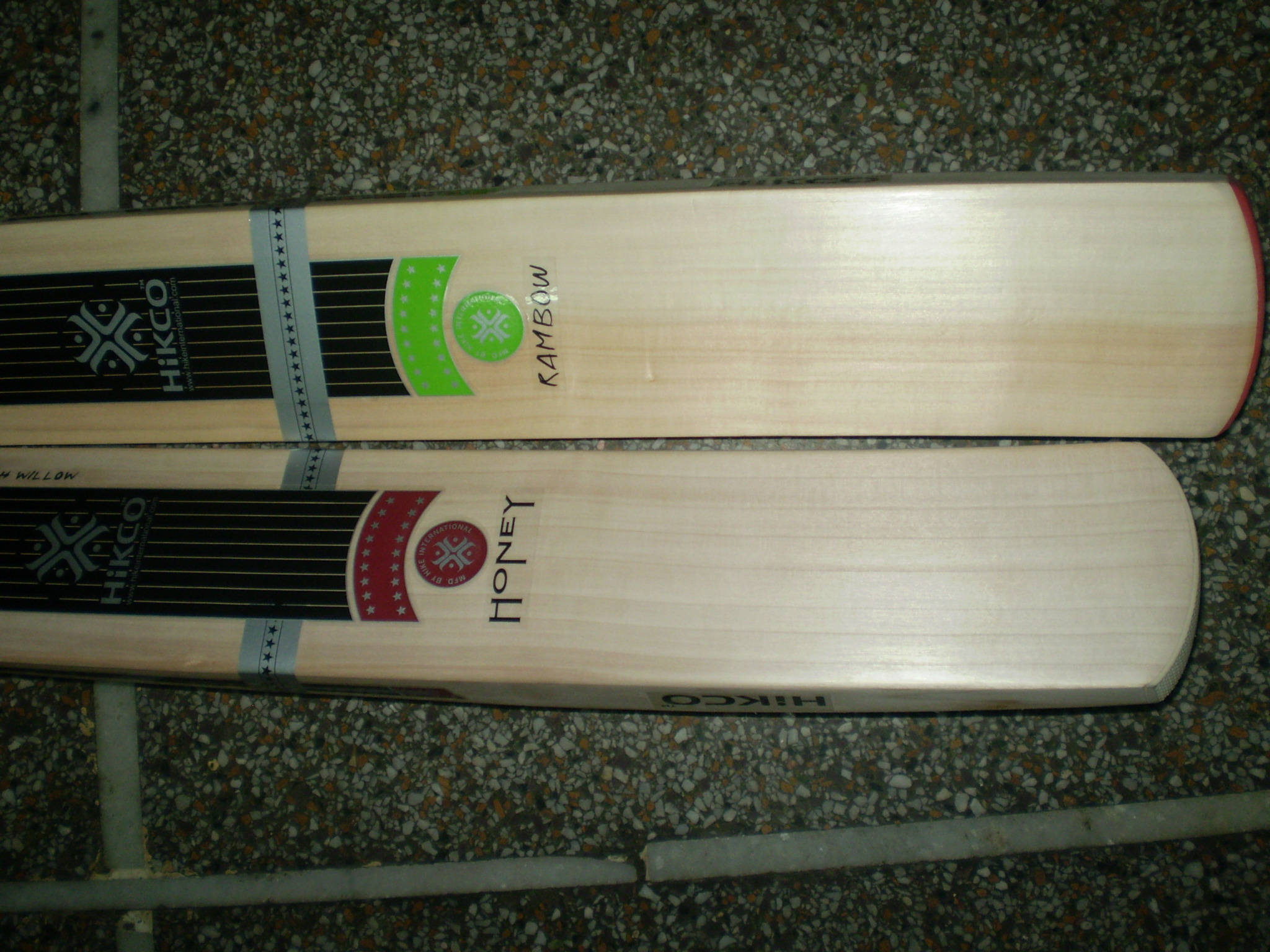 Cricket bat-016