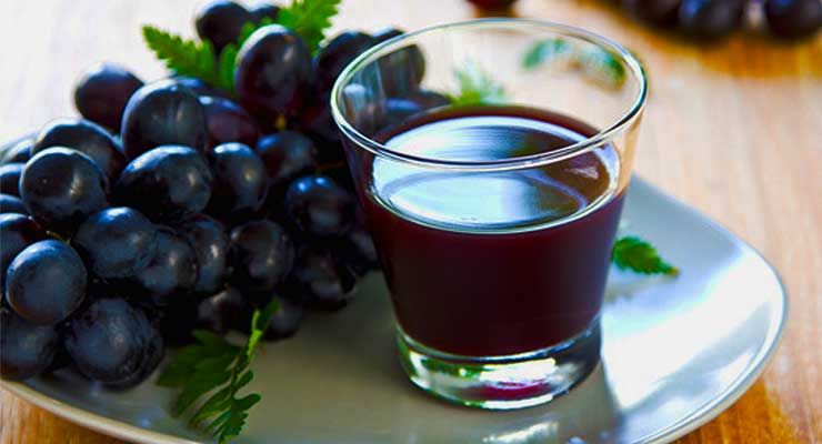 Black Grapes Juice