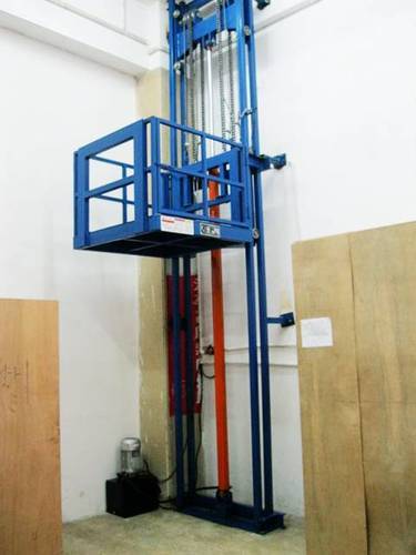 Wall Mounted Goods Lift