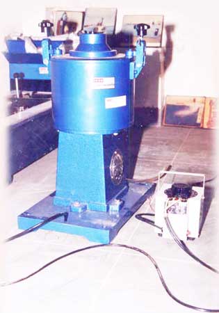 Centrifuge Extractor