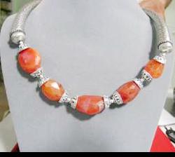 SNB-00114 Beaded Necklace