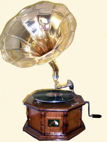 GR - 1 8-Corner Antique Gramophones