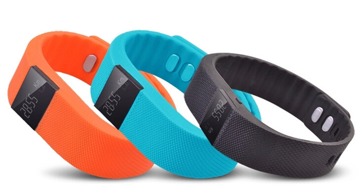 3D Smart Wristband Activity Tracker