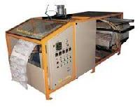 Vacuum Forming Machine