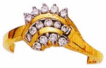 Ladies Diamond Ring 9