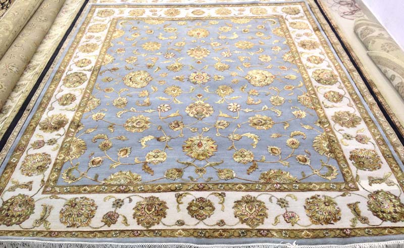 Woolen Silk Carpet