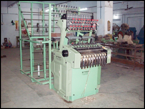 Loom machine