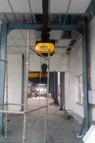 Semi Automatic Electric Wire Rope Hoist, for Weight Lifting, Certification : CE Certified