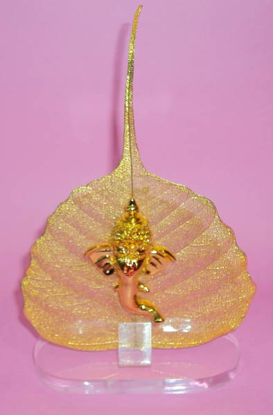 Gold Plated Pepal Leaf Ganesh, for Home, Shop, Pattern : Plain