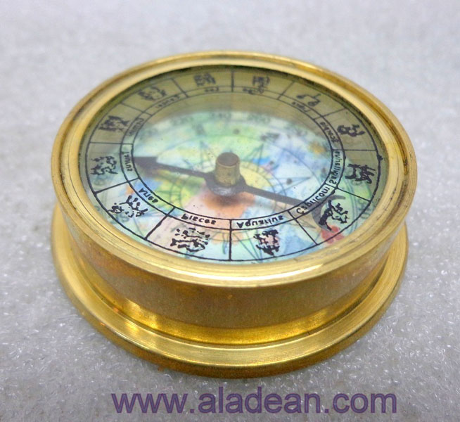 Antique Nautical Open Pocket Compass