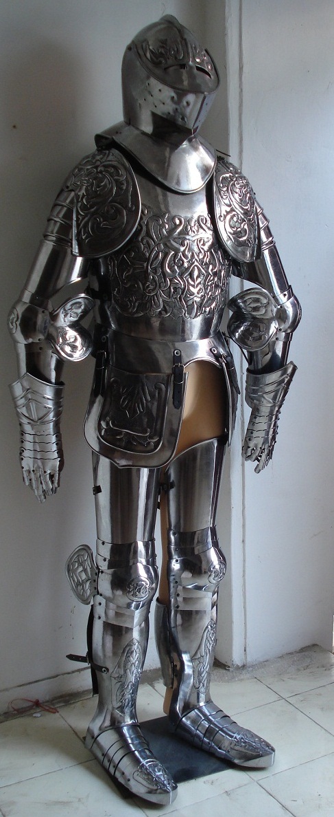 Royal Warrior English Suit Of Armour