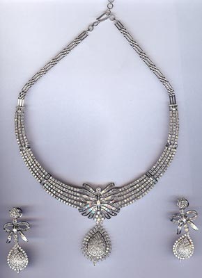 Diamond Necklace Set (007)