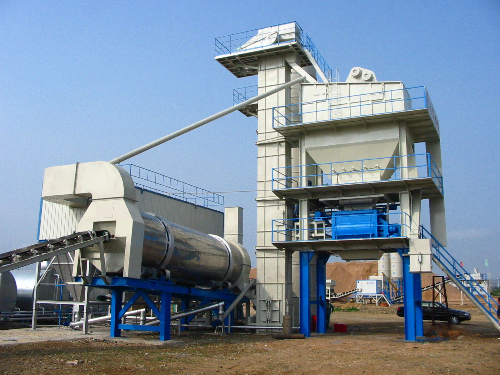 https://img3.exportersindia.com/product_images/bc-full/dir_27/803637/asphalt-mixing-plant-201320.jpg