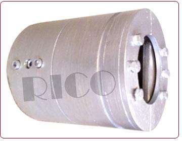 Universal Couplings