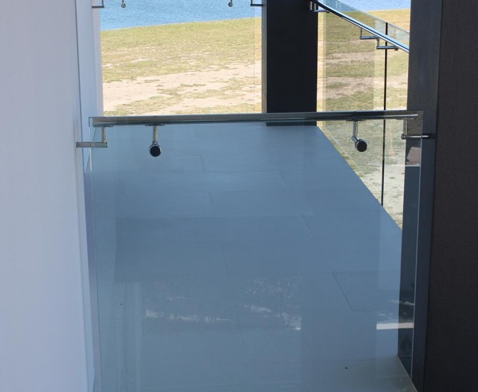Buy Architectural Glass Balconies From Voodoo Glass Australia Id 1847567