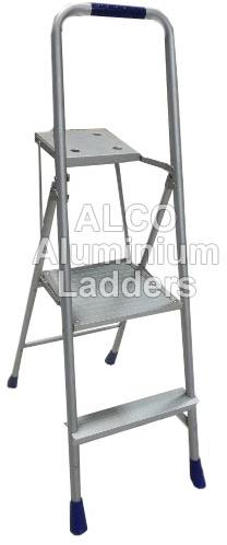 Round Pipe Step Platform Ladder