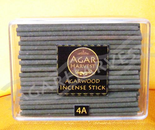 Agarwood-Oudh-Gaharu-دهن العود-沈香 Sti