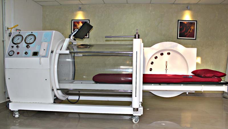 India. Hyperbaric Hyperbaric Oxygen Therapy Chamber