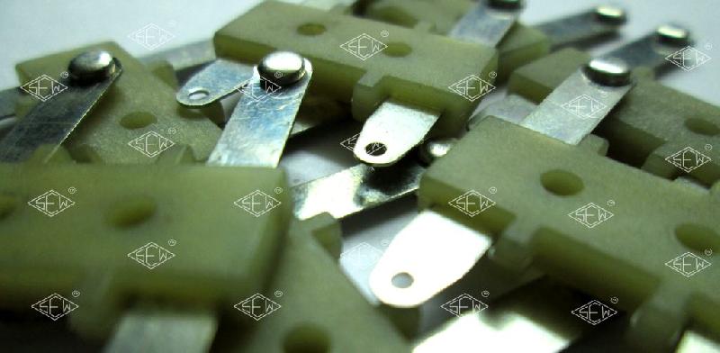 Polished Insert Molded Plastic Parts, for Industrial Use, Size : Standard