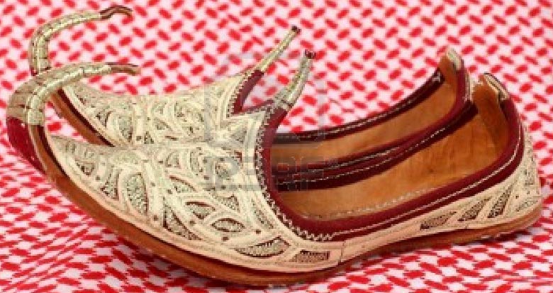 rajasthani ladies shoes