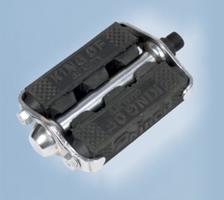 Metal 0-500gm Bicycle Pedals, Feature : Durable, Fine Finished, Horn