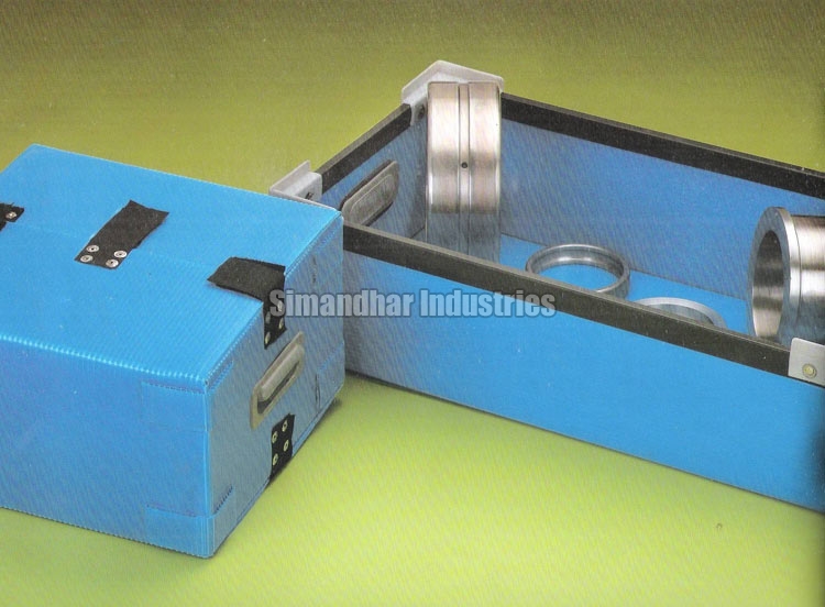 plastic corrugated boxes by Simandhar Industries, plastic corrugated