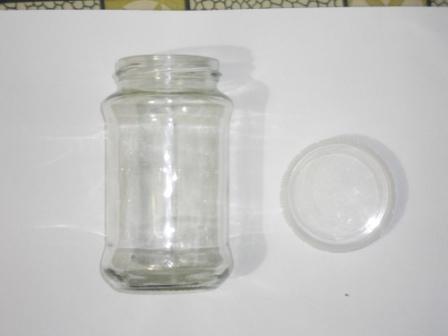 400 Gram Tissue Culture, Clare Glass Jar, Auto Clavable with Transparent Poly Propaleen Cap.