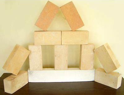 Clay Cold Face Insulation Bricks, Size : 9 X 4.5 X 3 Inches
