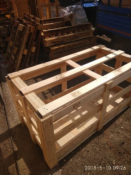 Heat Treated Pine Wooden Crate