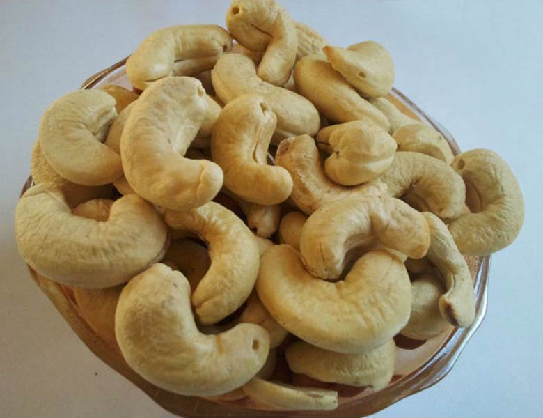 Cashew Nut Kernel W-180
