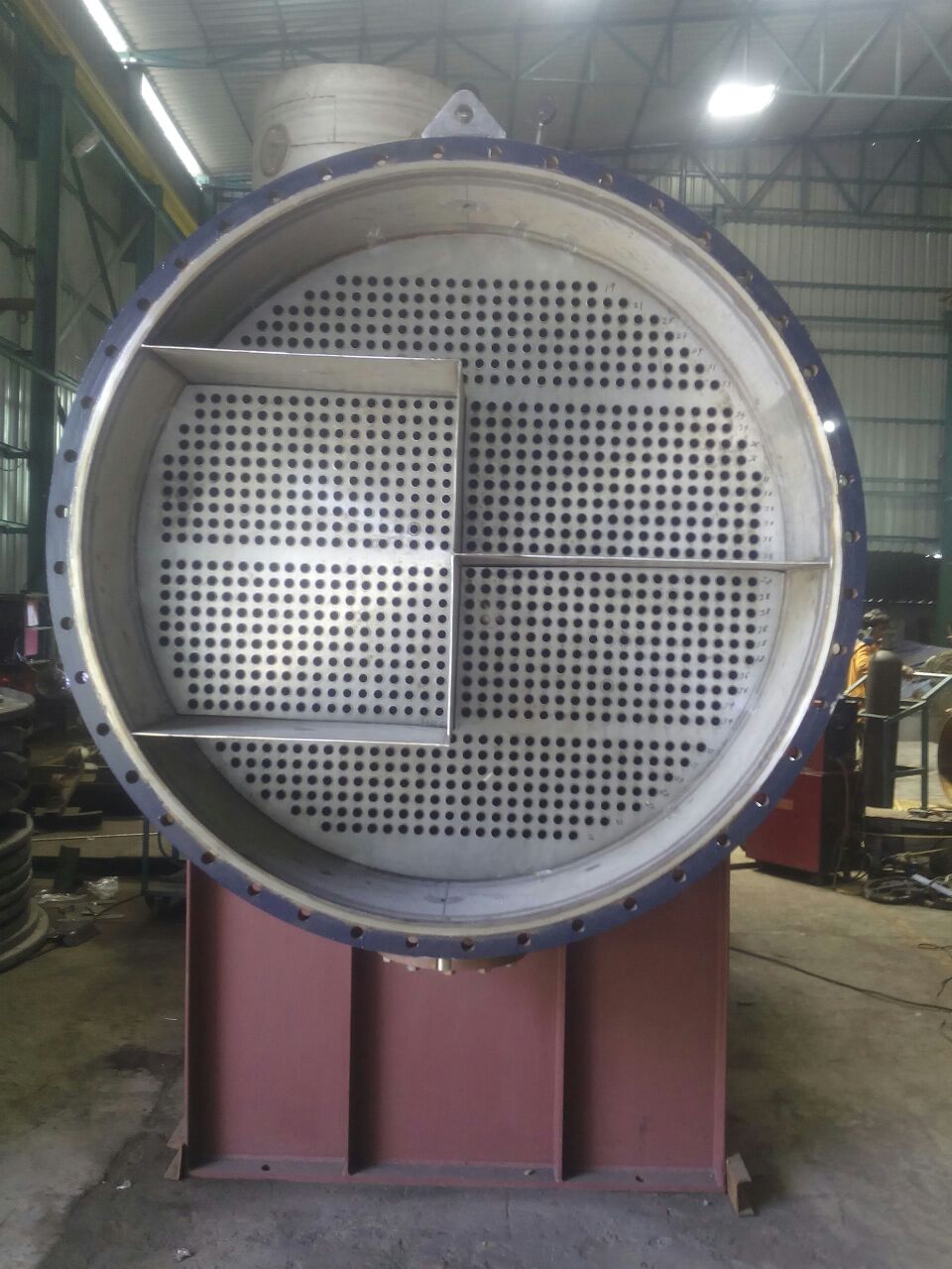 D1-C1 SA 240 TP 304 SS304 Heat Exchangers, for distillation, Outer Diameter : 1800 mm