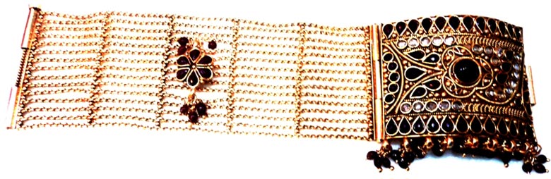 Antique Bracelet-Megan
