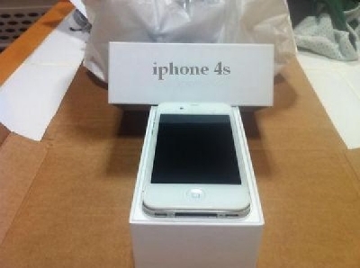 for sale brand new apple Apple iphone 4s 64GB————– $400USD
