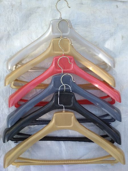 Polished Plastic Suit Hanger, for Home, Showroom, Overall Length : 18 Inch, 22 Inch