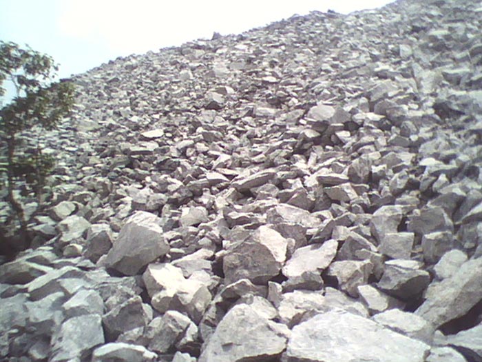 Polished Plain Boulder Rocks, Form : Cut-to-Size