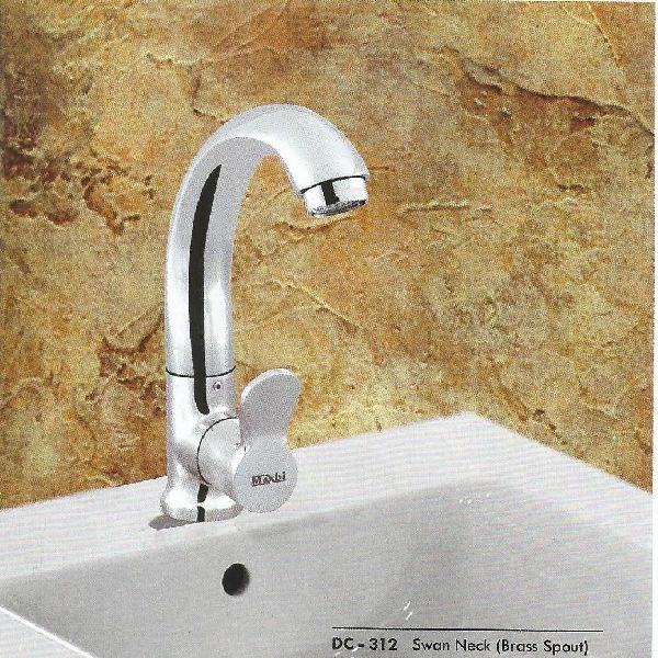 DC-312  Brass Swan Neck Spout