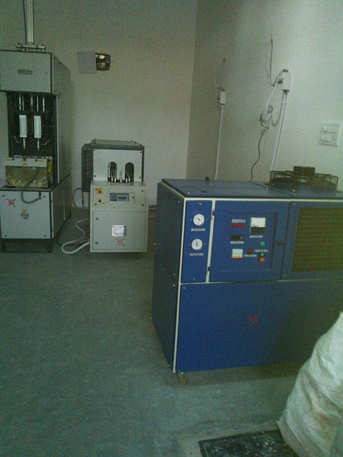 Electric 100-1000kg PET Blowing Machine, Voltage : 110V