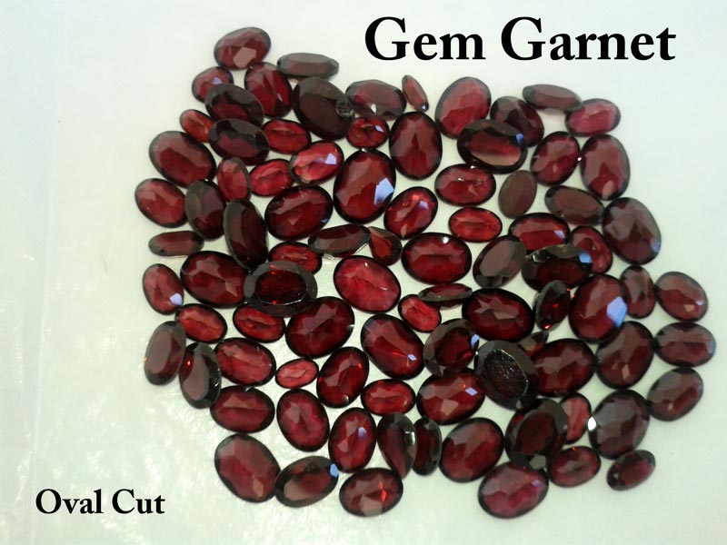 Oval Cut Garnet Gemstone, Gemstone Color : Reddish Brown