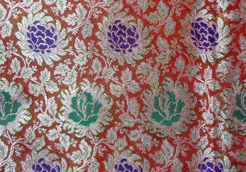 Brocade Fabric, for Bedsheets, Garments, Feature : Optimum Softness, Color-fastness