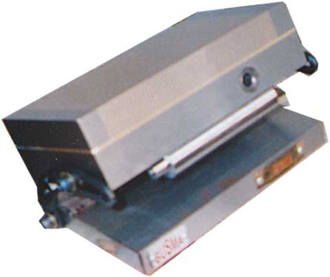 Magnetic Sine Table